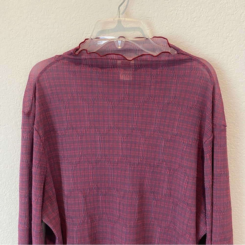 Levi’s Second Skin Mockneck Festival Blouse With Lettuce Edge Trim Size XL - Picture 4 of 8